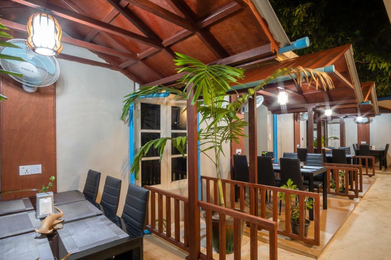 Starry Night At Ukulhas Hotel Eksteriør billede